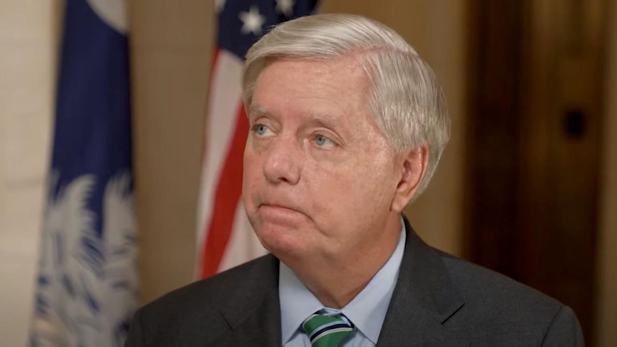 Right-Wing Pundits Warn Graham: Don't Push Abortion Ban Before Midterm