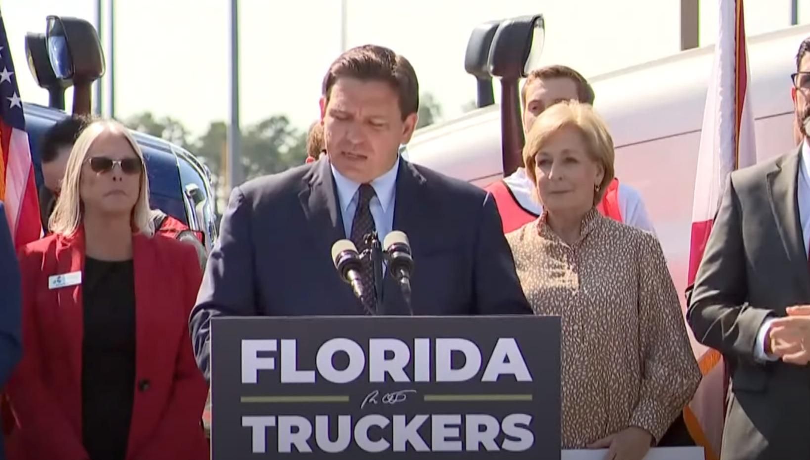 With Migrant Trafficking Stunts, GOP Governors Mimic Segregationist 'Uptown Klan'