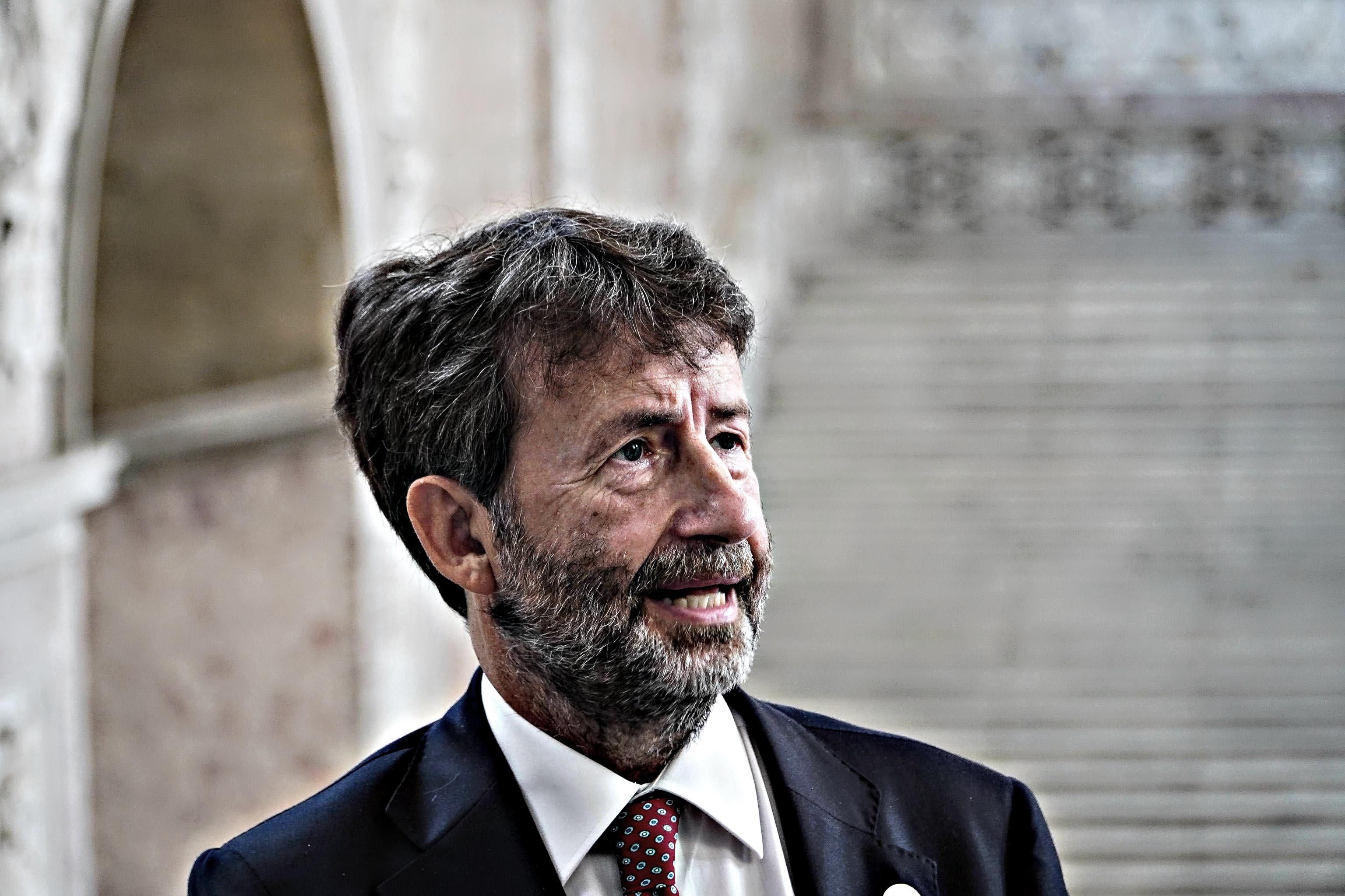 Nel Pd i pretendenti al trono affilano le lame