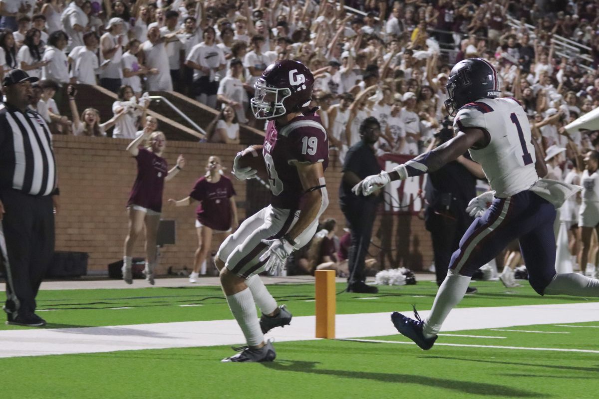 Clicking in all phases, Cinco Ranch dominates Tompkins to go to 3-1
