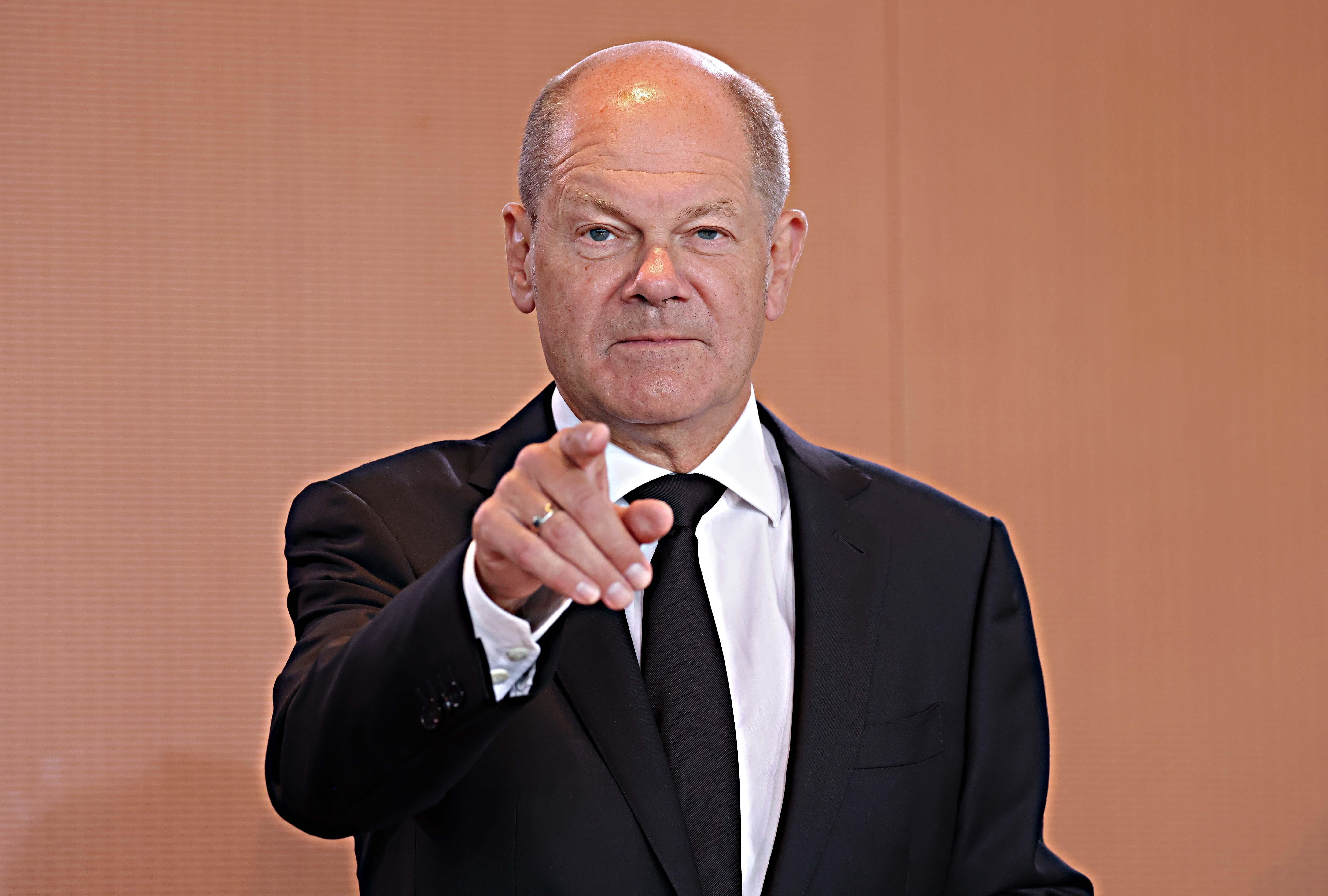 Aiuti dall’Ue, finita la farsa