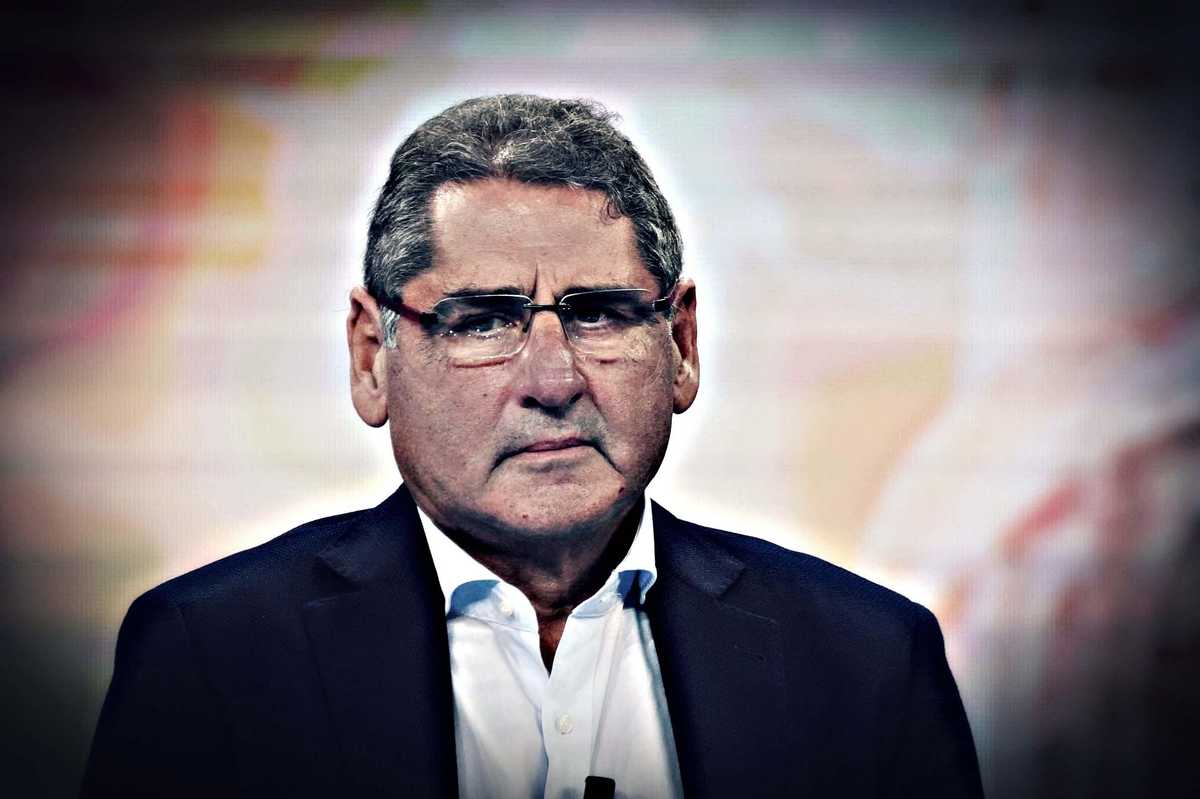 Buzzi in cella: paga forse le bordate al Pd?