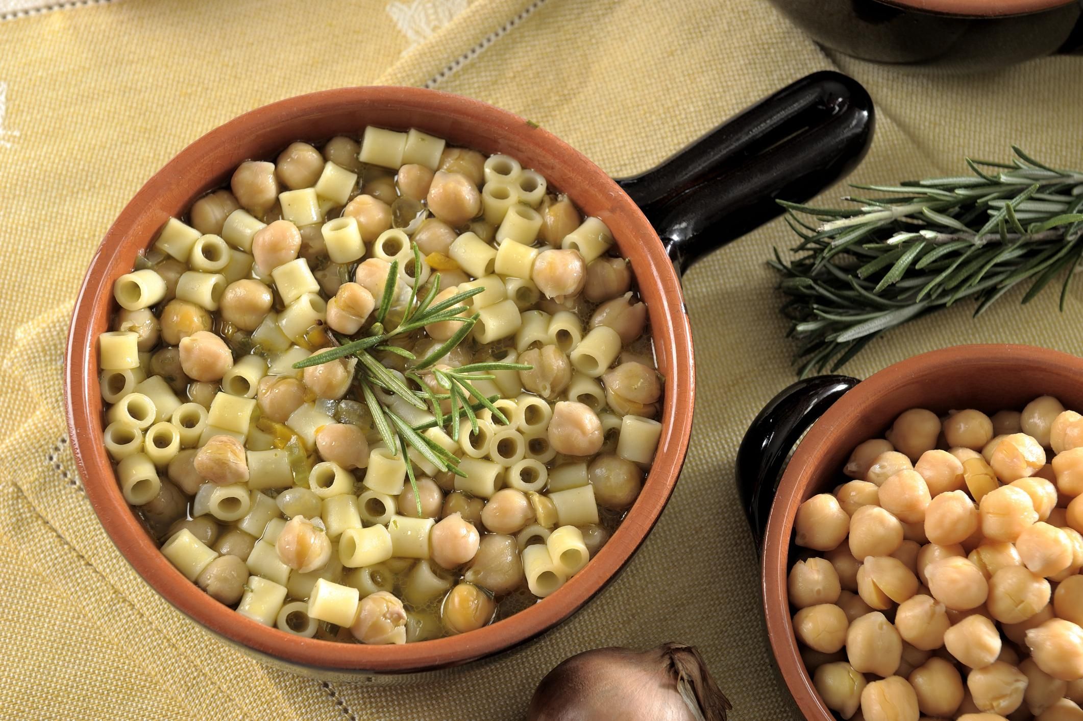 Pasta e ceci. Tutta l’Italia in un piatto
