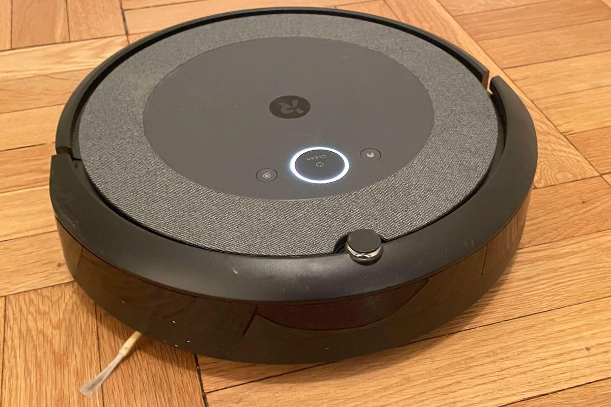 Editor's Review: Who Has The Best Robot Vacuum?