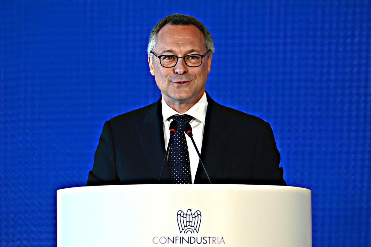 Bonomi si arrocca su tasse e pensioni: «Non si toccano». Tanto pagano gli altri