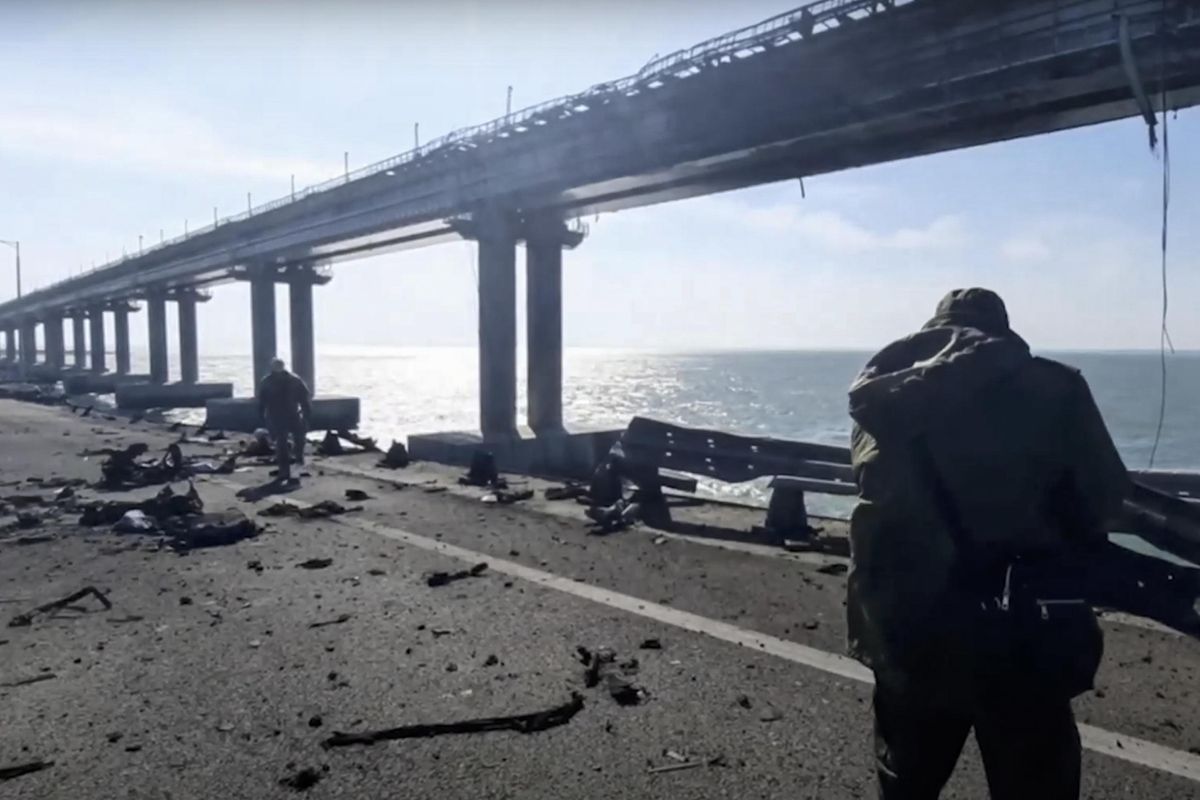 I guerrafondai da tastiera godono delle atrocità come in un videogioco