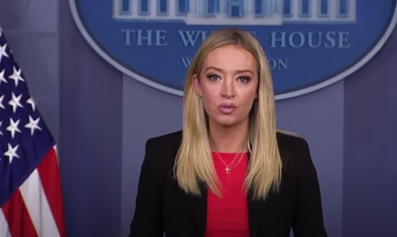 Thiel's New Right-Wing Dating App Got 'Amazing' Reviews (LOL)