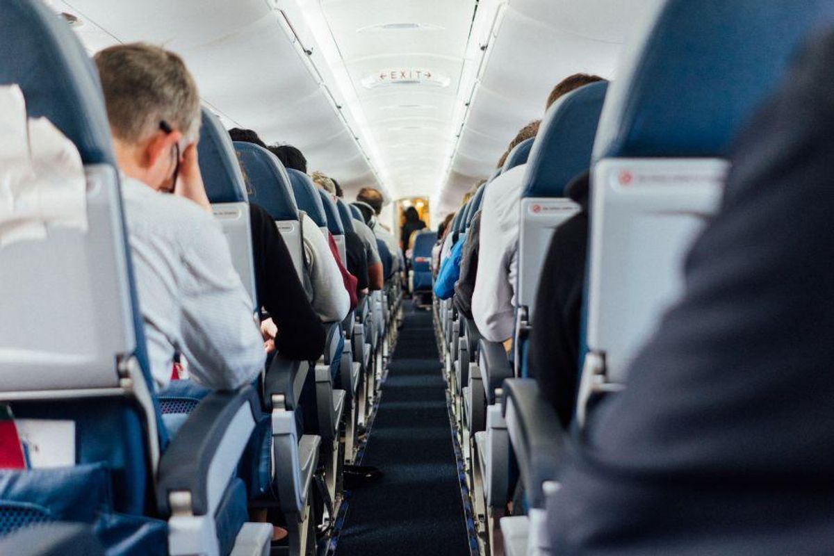 WestJet flight attendant gives hilarious safety demo - Upworthy