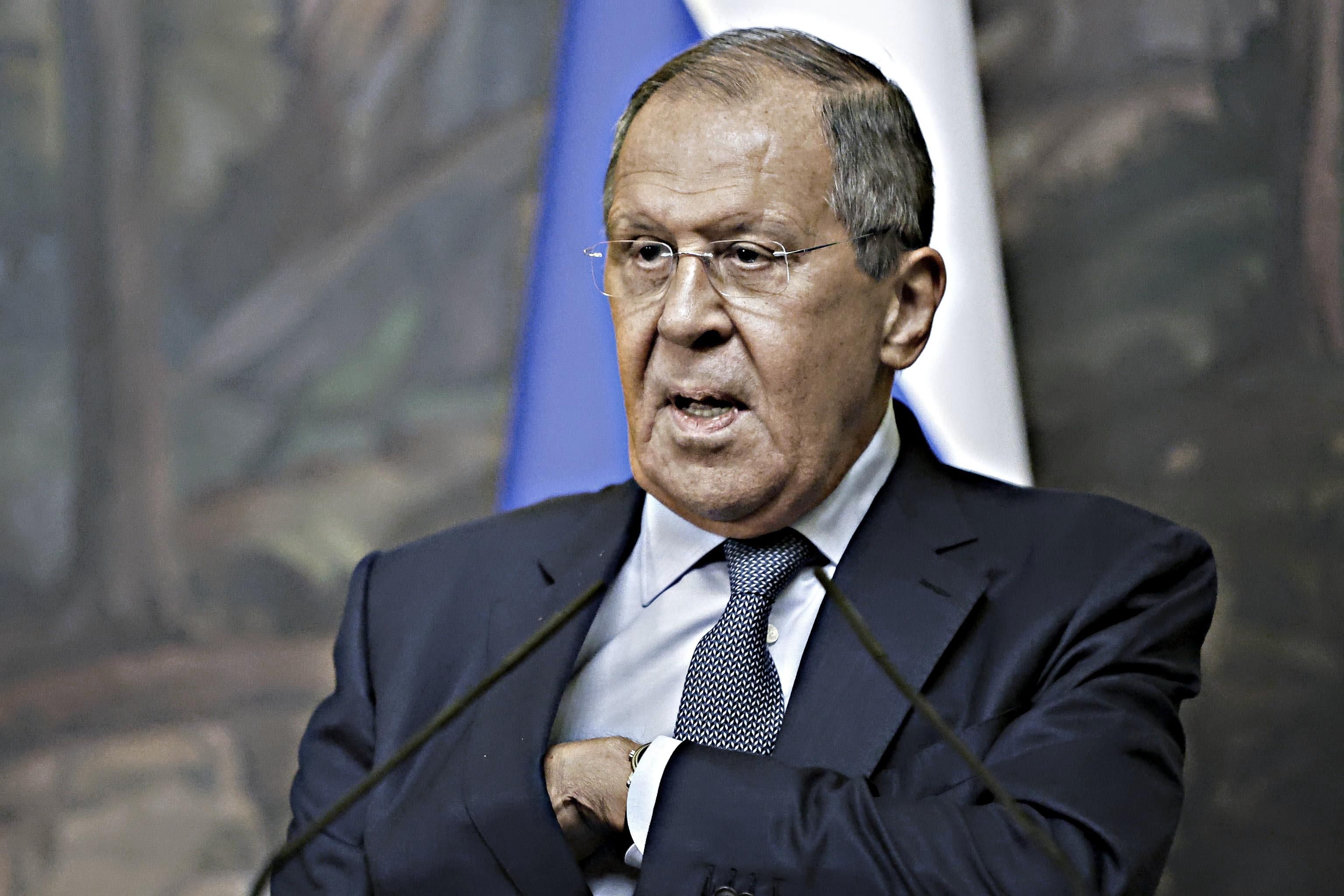 Lavrov apre a Biden, Zelensky chiude a Putin