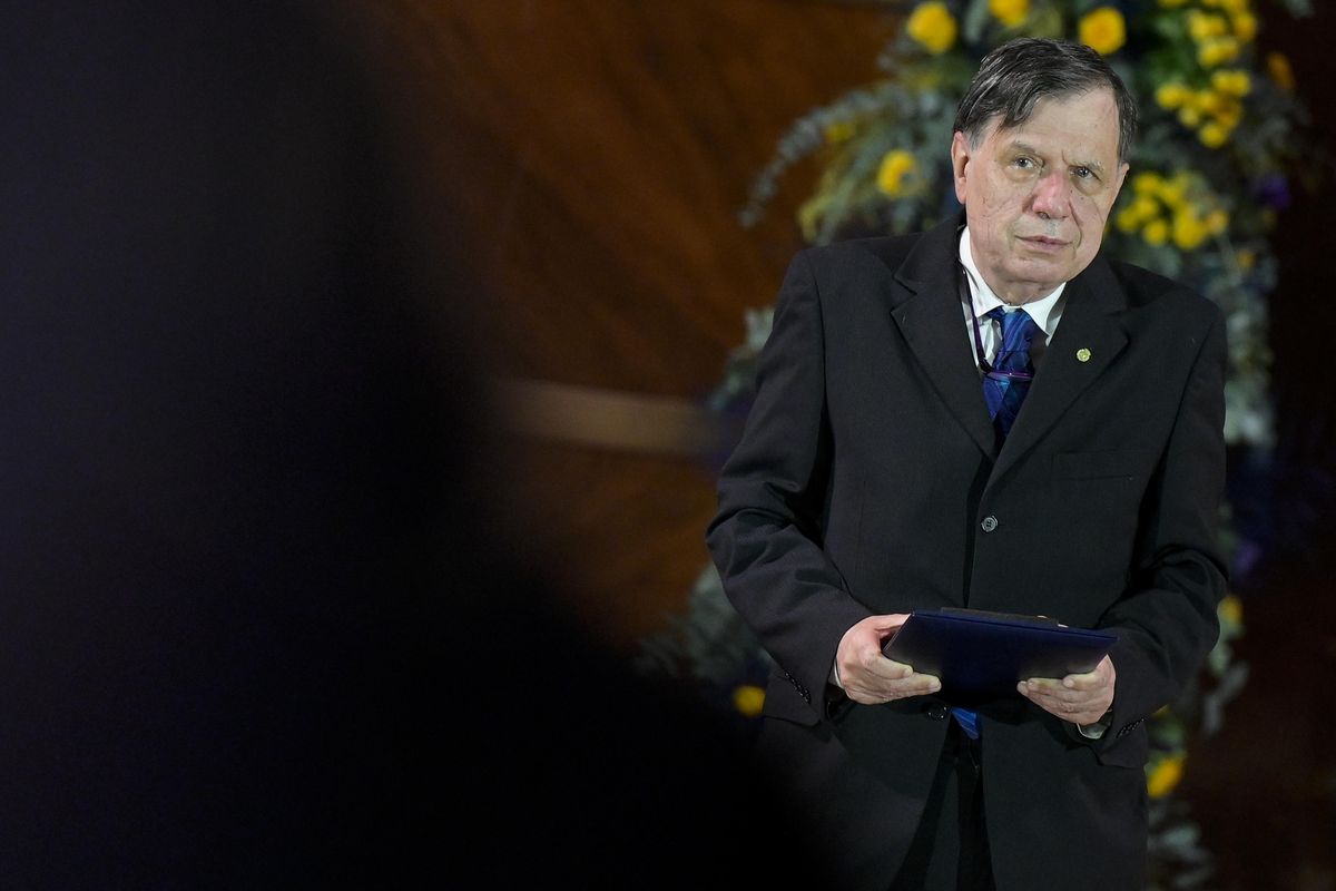 Centro anti pandemie, il governo piazza i suoi