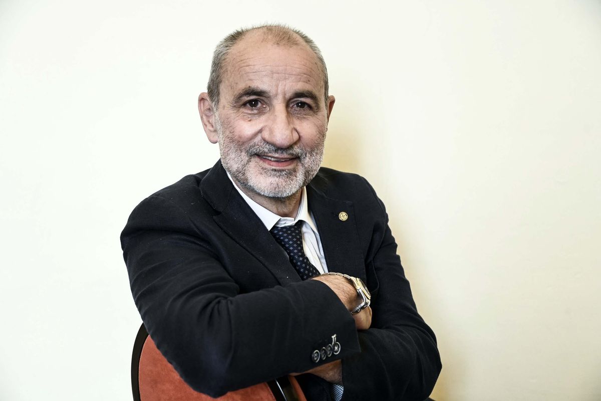 Ti zittiscono se non sei arcobaleno. Censura della sinistra su Gandolfini