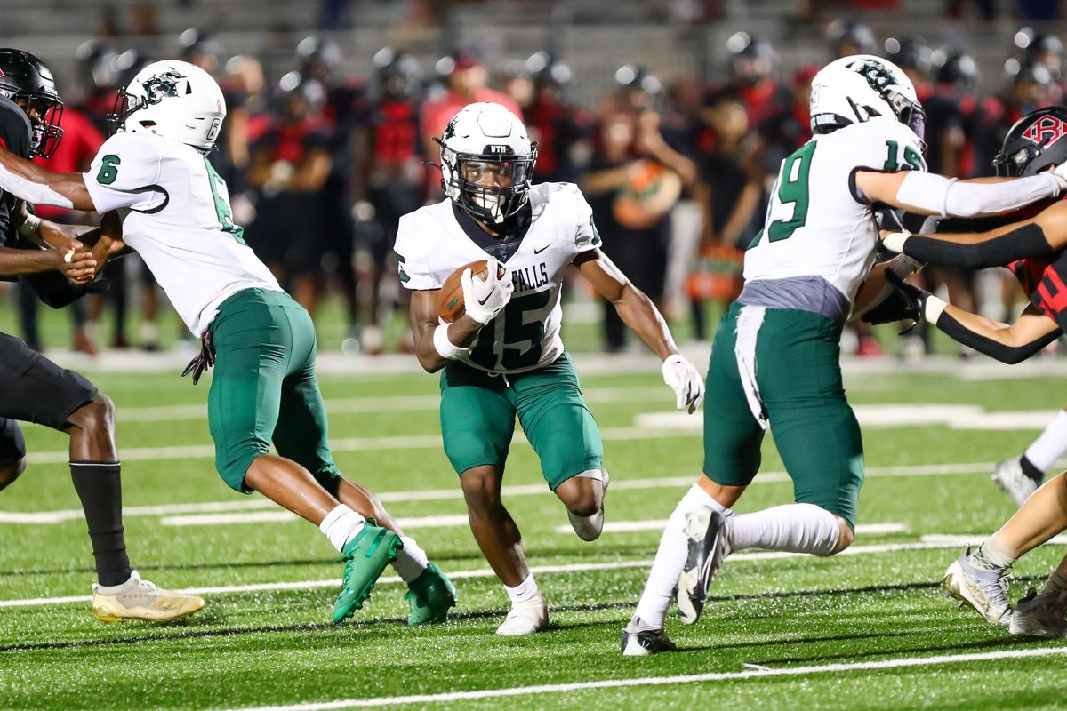 IN FOCUS: Clear Falls slays Brook in district matchup; photo gallery