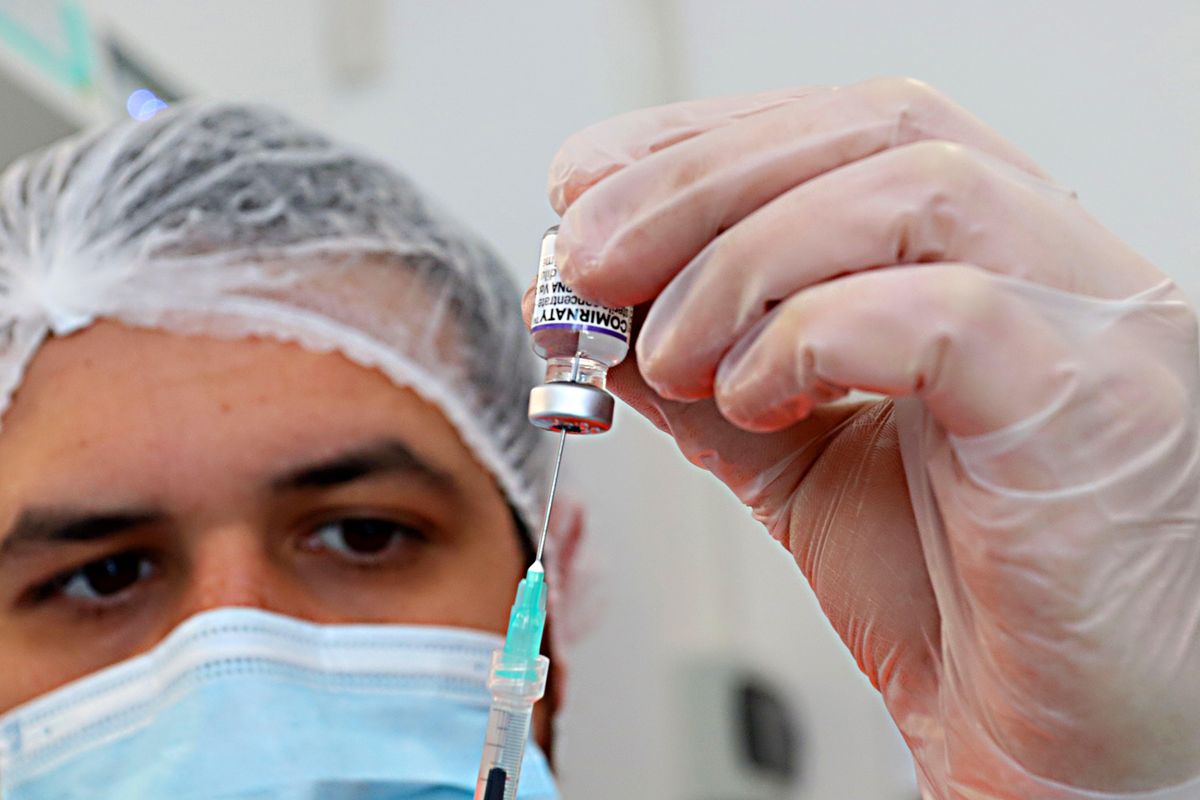Ora subito via l’obbligo di vaccinarsi. E commissione d’inchiesta sul Covid