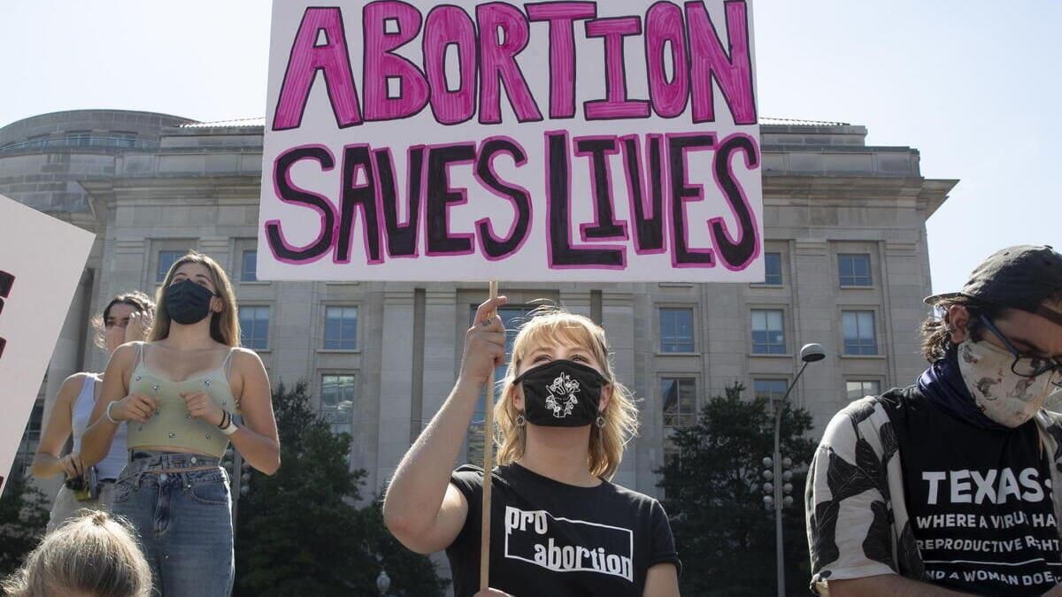 L’abisso: eutanasia ai minori e aborti in nave