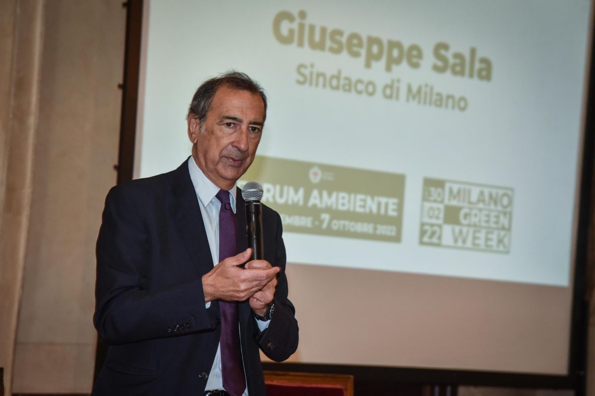 Beppe Sala crede di vivere a Gotham. I ricchi in centro, gli altri nascosti