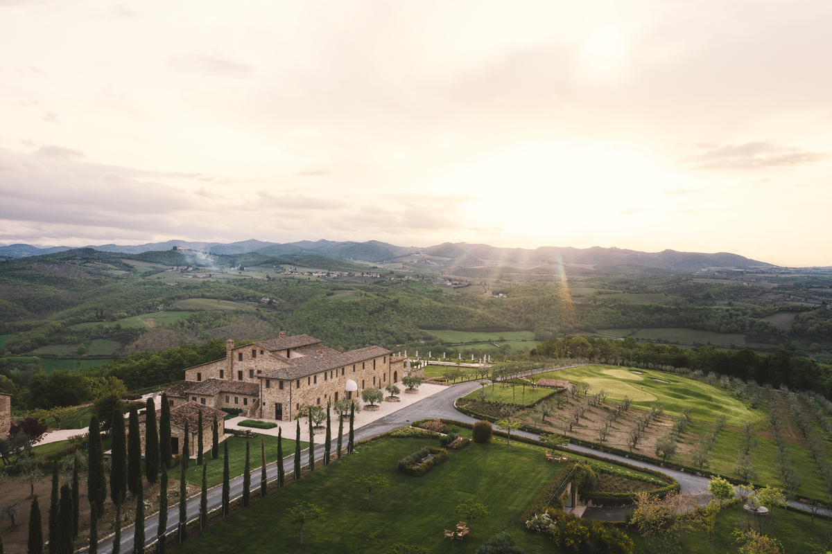 Concedersi un soggiorno artigianale in Engadina e nelle colline Toscane