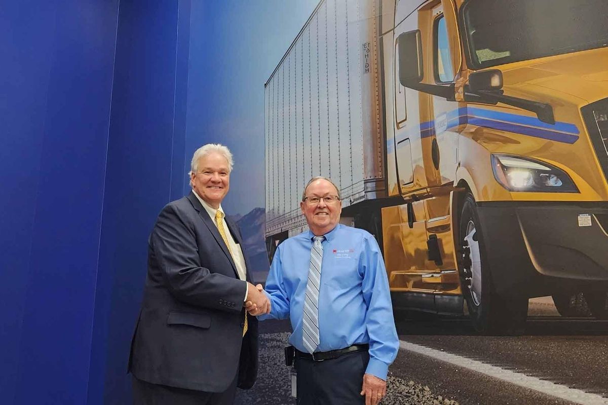 Penske Truck Leasing Dedicates Collision Repair Classroom