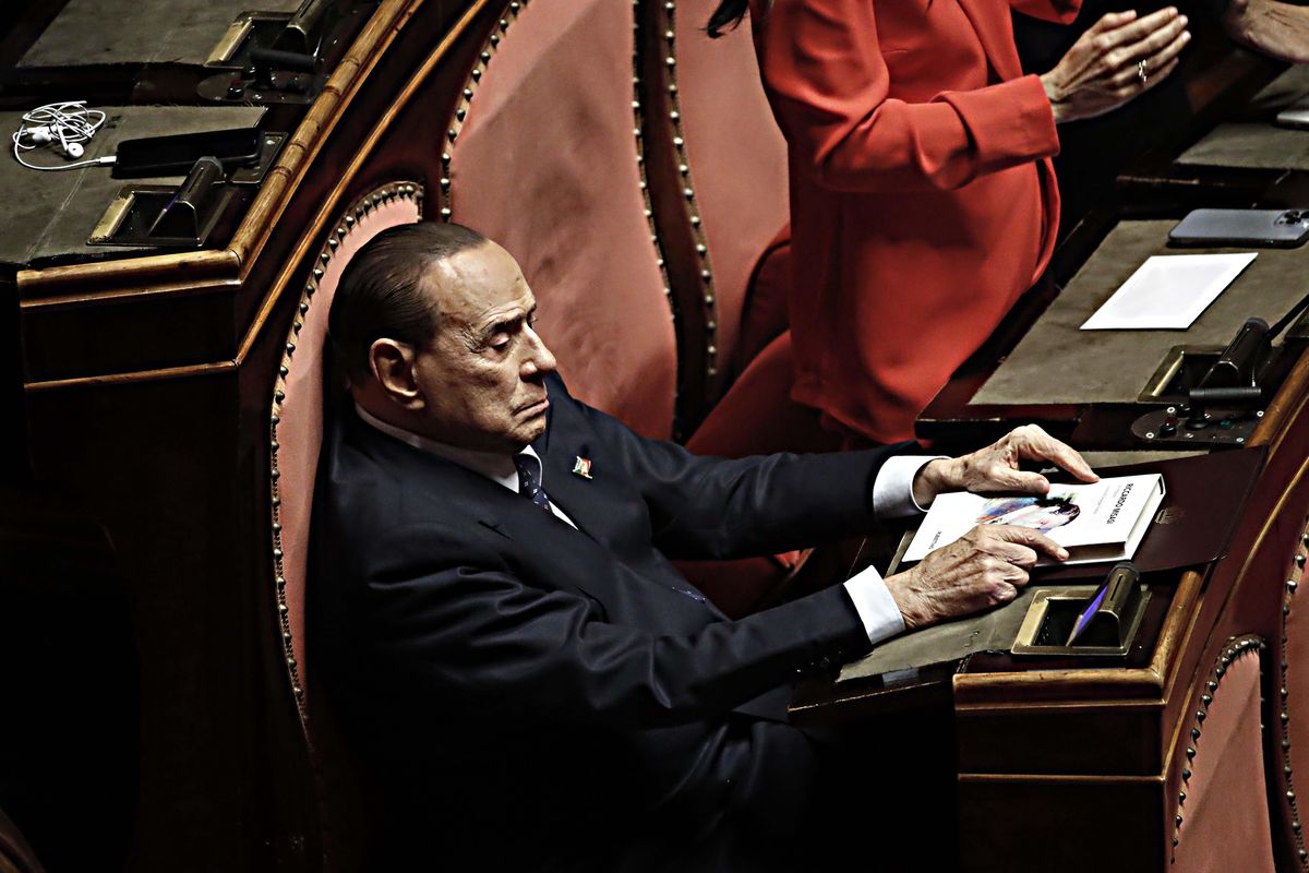 Il Cav ributta tutto all’aria