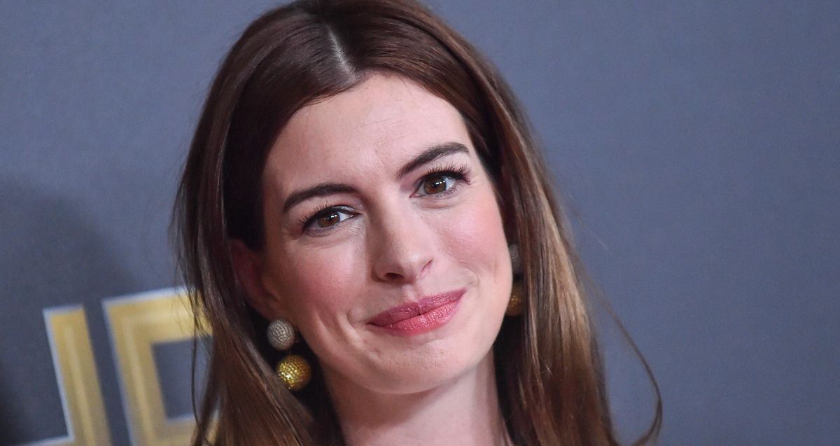 1200px x 800px - Anne Hathaway Reflects on Viral \