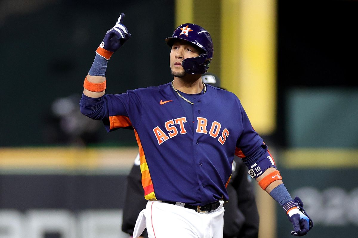 Astros 2-0 ALCS stranglehold revives familiar postseason refrains with new questions
