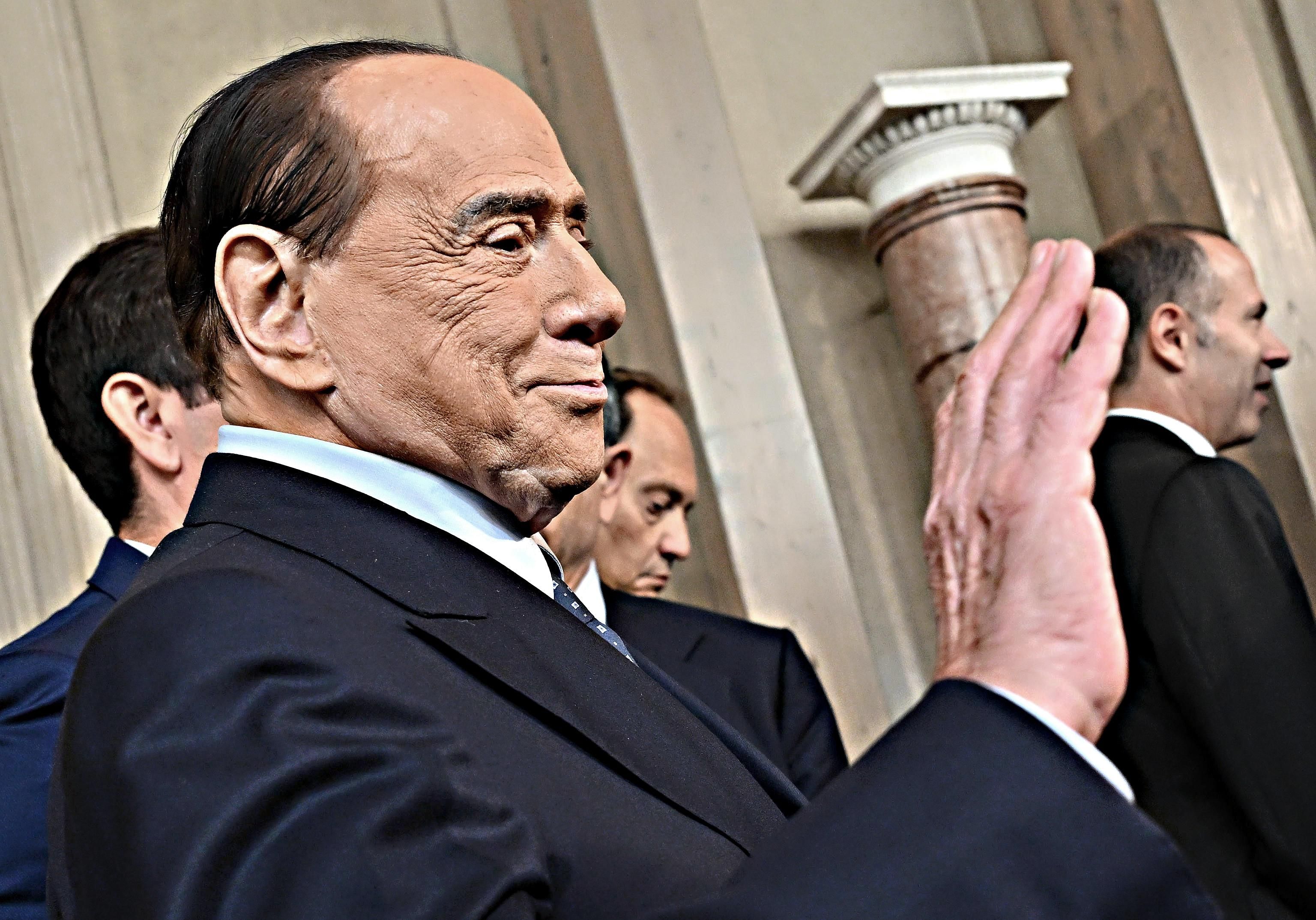 Le frasi di Berlusconi rischiano di toglierci capacità di negoziare