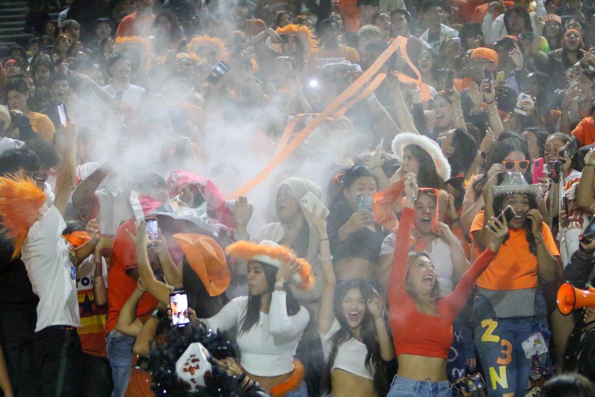 IN FOCUS: Dobie dominates Sam Rayburn in 22-6A action