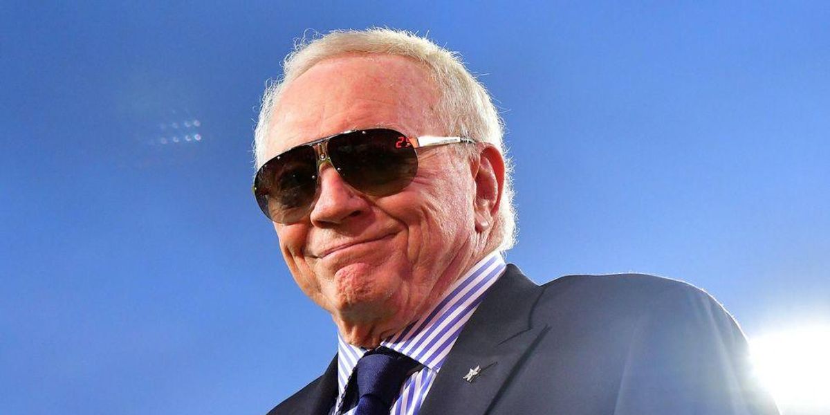 Jerry Jones' controversial Halloween costume: Why did he dress up as a  blind referee?