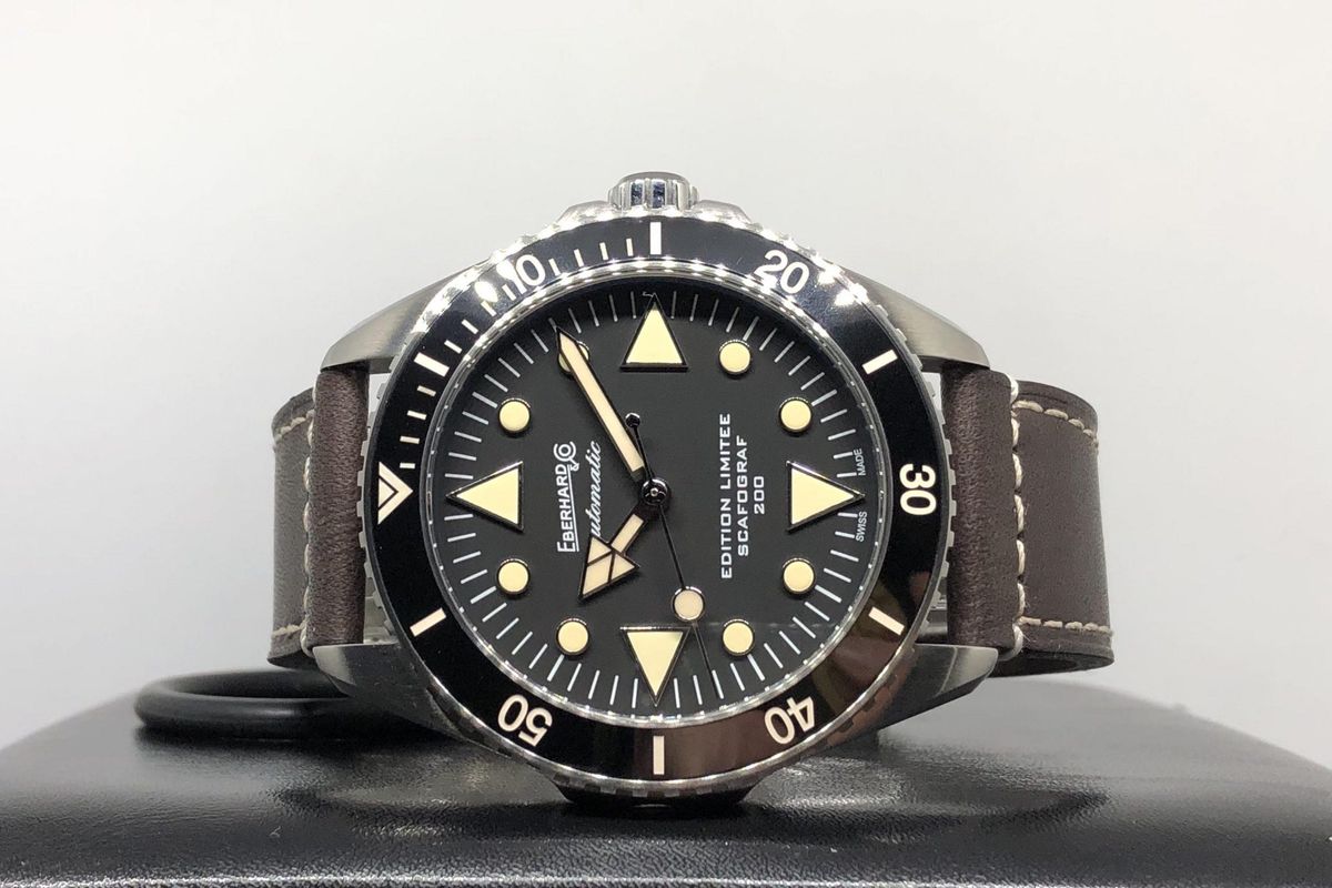 Orologi subacquei alla conquista della città