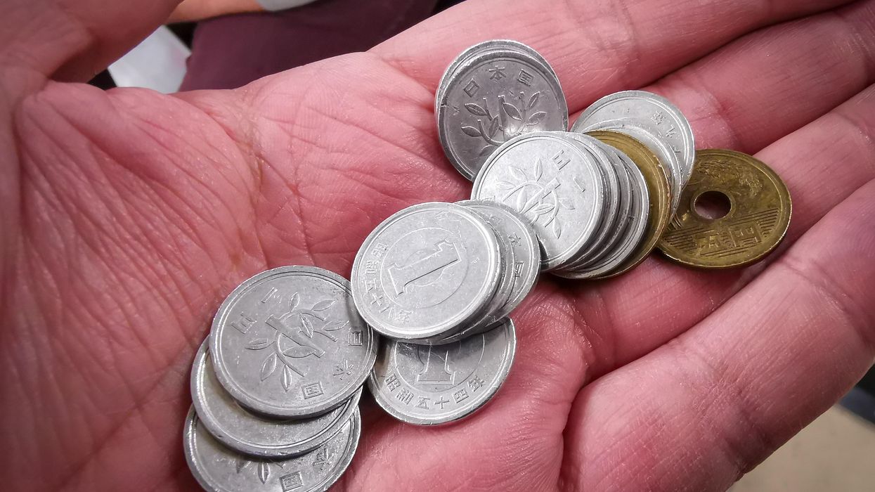 People Who Grew Up Rich But Are Now Poor Share Their Experiences