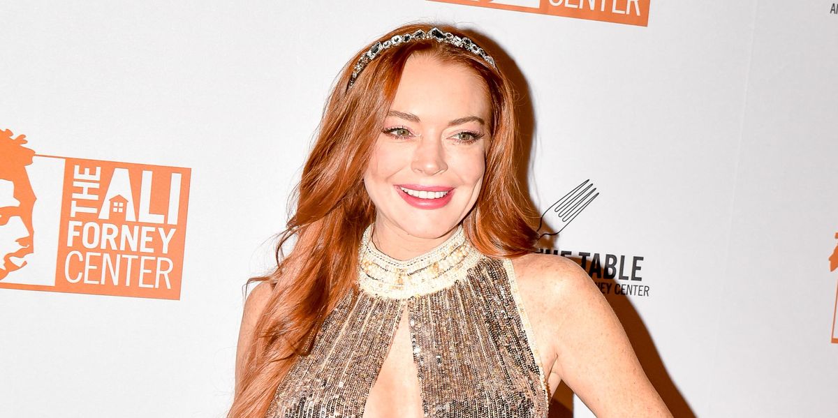 Lindsay Lohan Keeps Falling for a 'Mean Girls' Reference