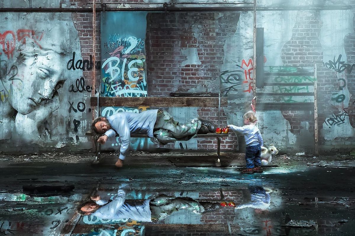 spikes, family, cushions, crisis, anti-homeless, mom