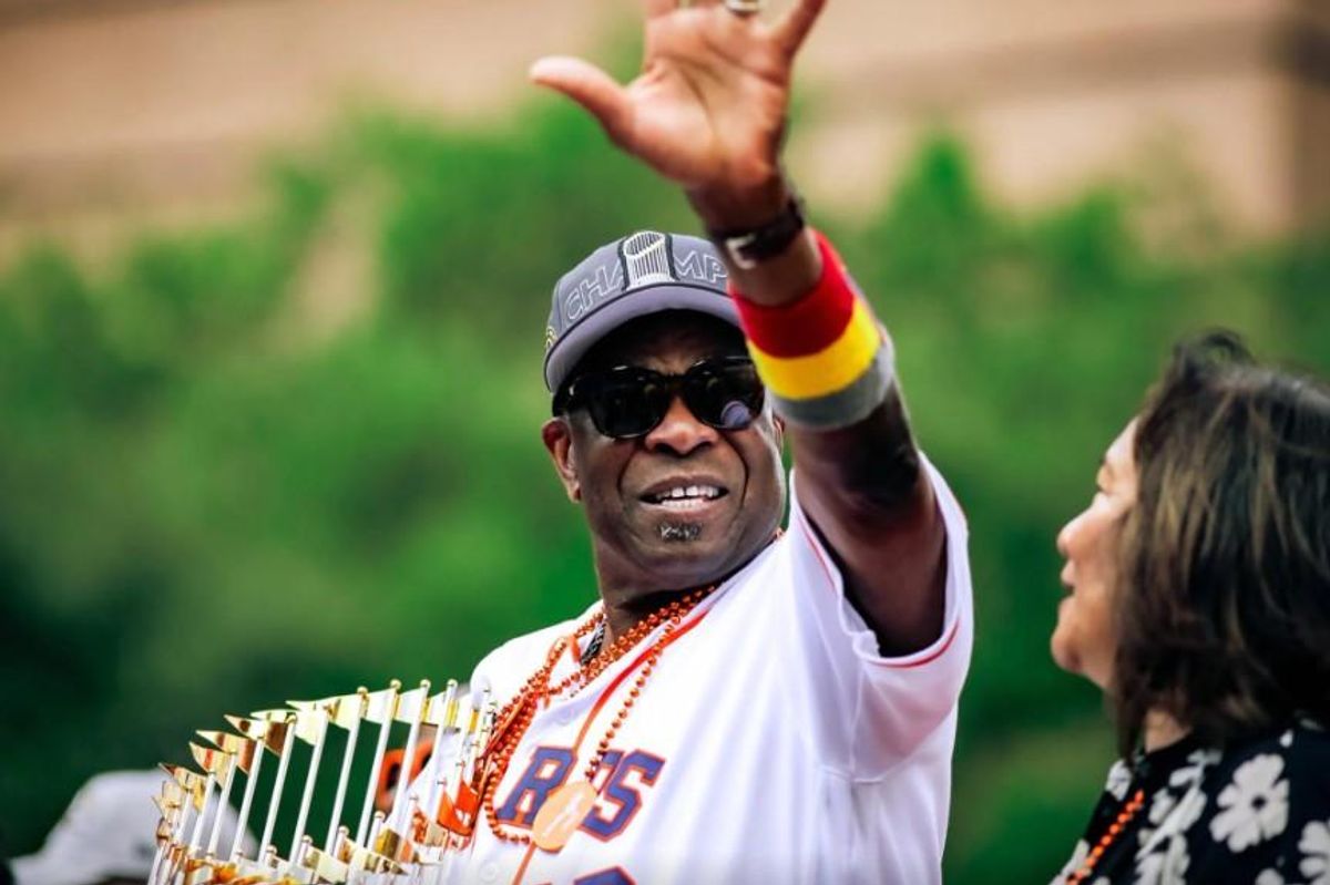 Houston Astros, manager Dusty Baker make it official