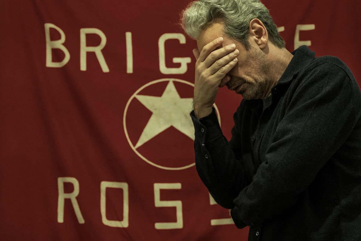 Un buon Gifuni-Moro, ma la verità storica finisce sacrificata in nome dell’ideologia