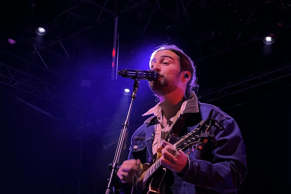 Noah Kahan at The Rooftop at Pier 17 NYC. October 20, 2022