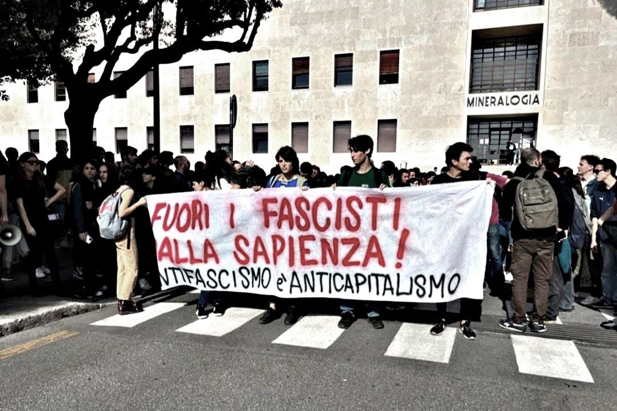 L’unico fascismo è quello degli antifascisti