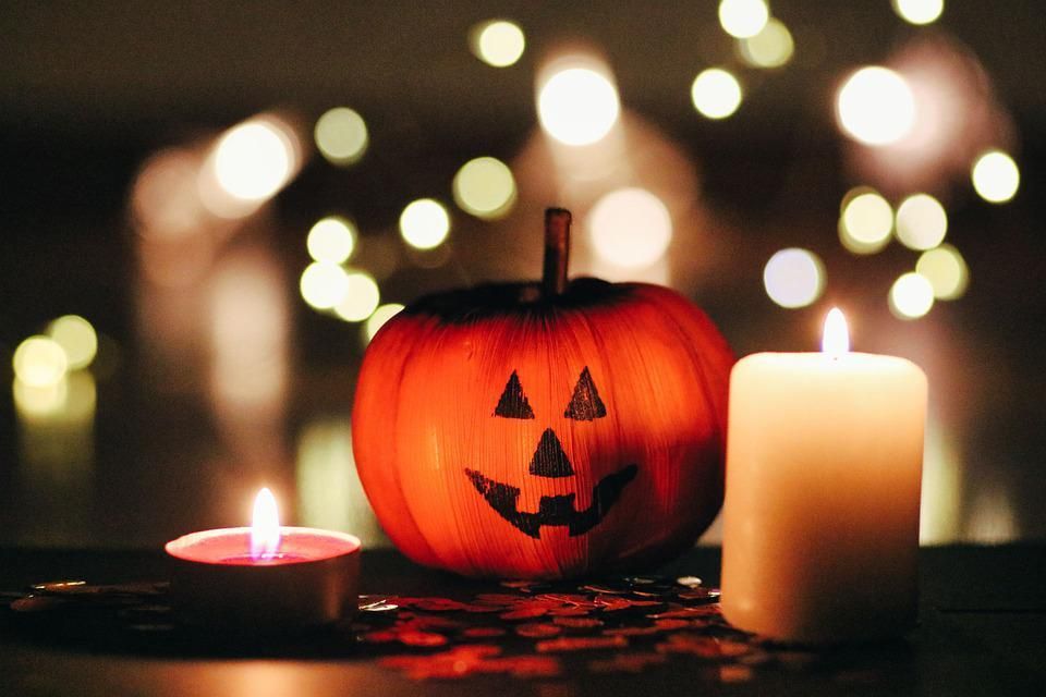 https://www.maxpixel.net/Pumpkin-Candles-Decoration-Halloween-Gruesome-6951810