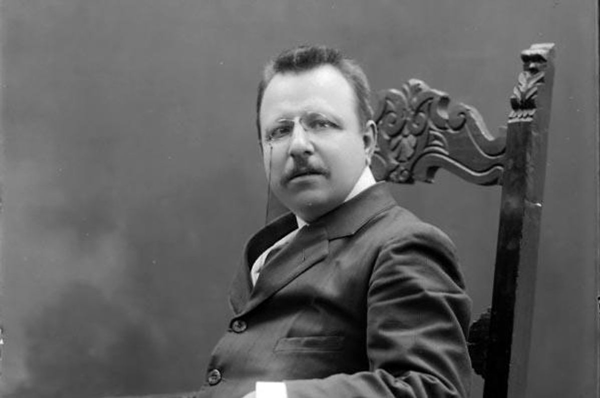 Quando il (futuro) antifascista Croce applaudì Mussolini alla vigilia della marcia
