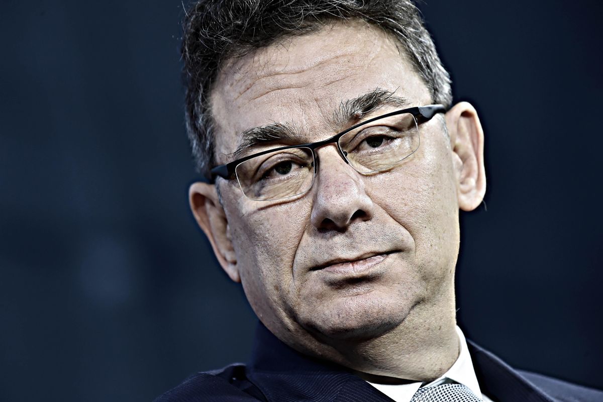 Il problema con Pfizer? Più che no vax è no tax