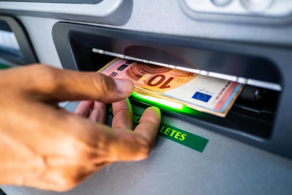 I dati del Mef smentiscono la sinistra. Il tetto alle banconote è un flop