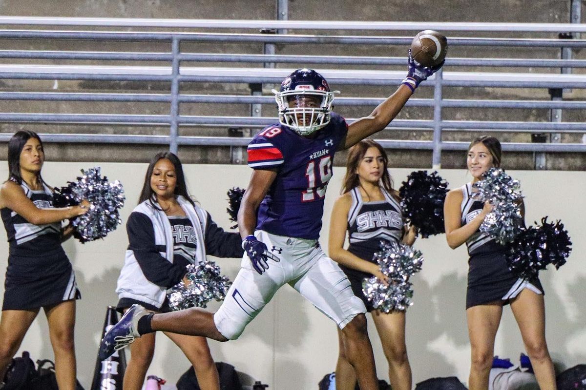HIGHLIGHT VIDEO: Denton Ryan fights hard against Aledo