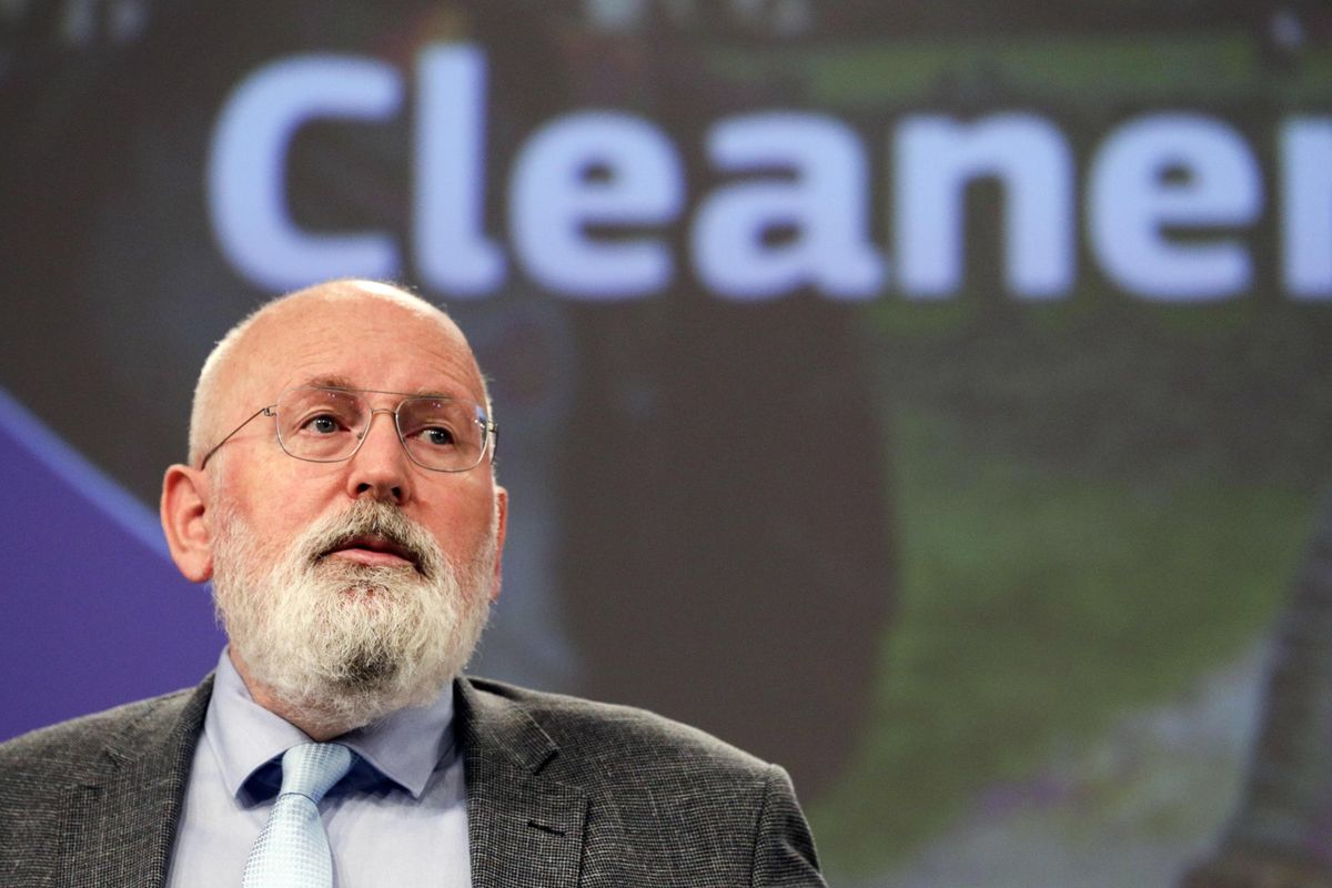 Dall’Ue il colpo di grazia al mercato dell’auto