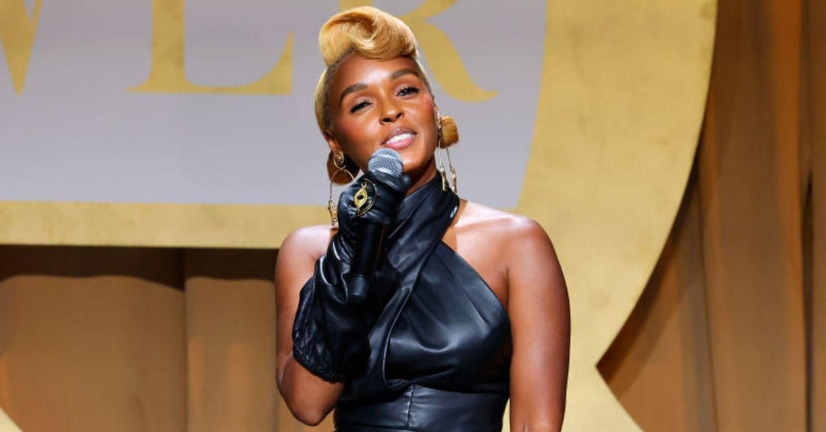 Janelle Monáe Dresses As Diva Plavalaguna For Halloween PHOTOS Comic