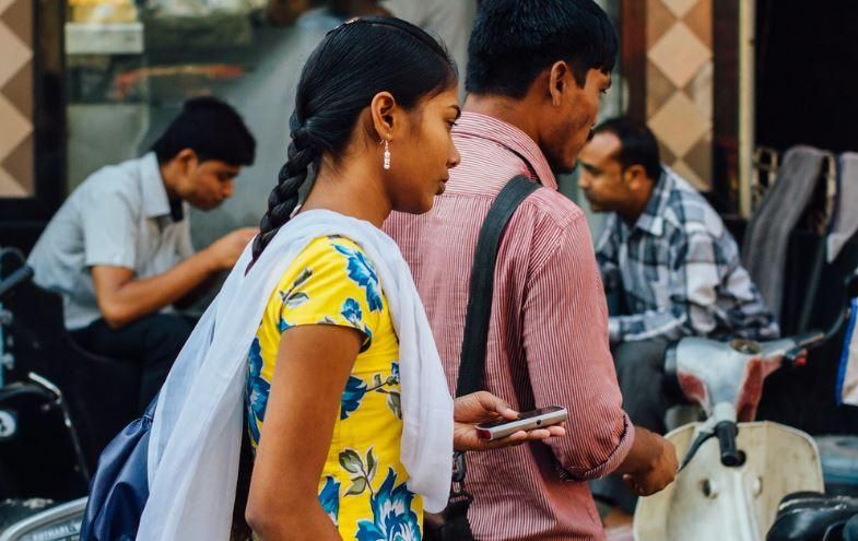 smartphone addiction, indian digital detox, maharashtra 