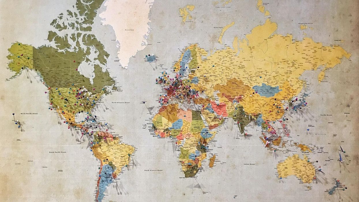 People Break Down The Creepiest Mysteries Around The World
