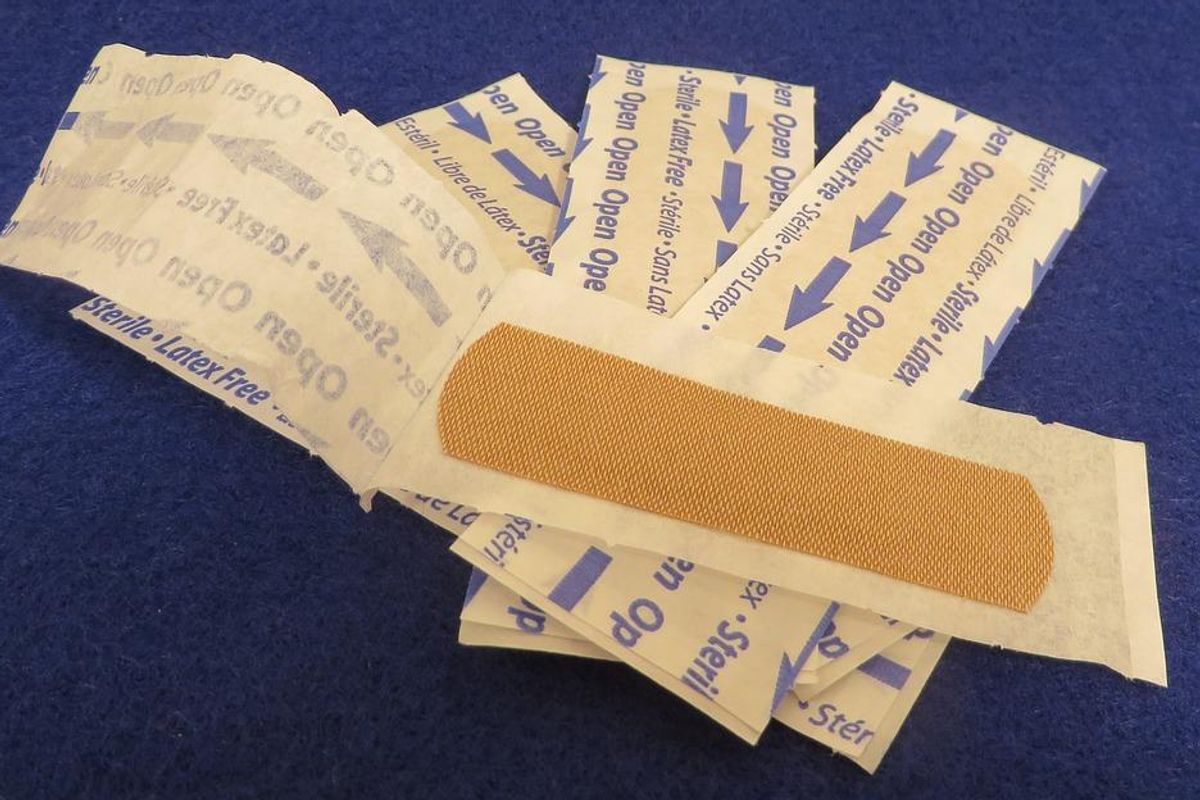 bandages, life hacks, mom hacks