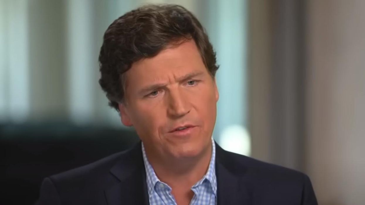 Tucker Carlson's Embarrassing Arizona Face-Plant