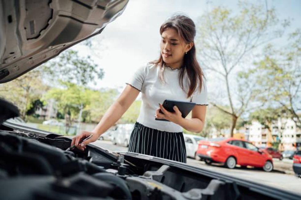Automotive Expert Advice: What To Do When Your Car Breaks Down