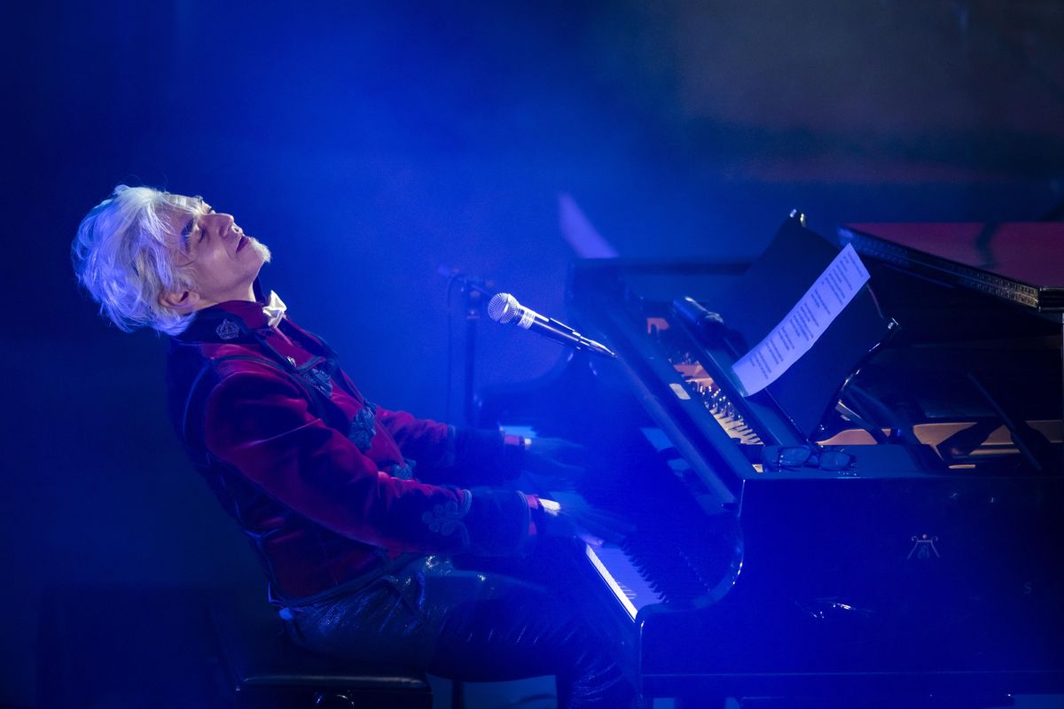 Morgan: «Mi scrivo con la Meloni. Le ho detto come rispondere per le rime a Macron»