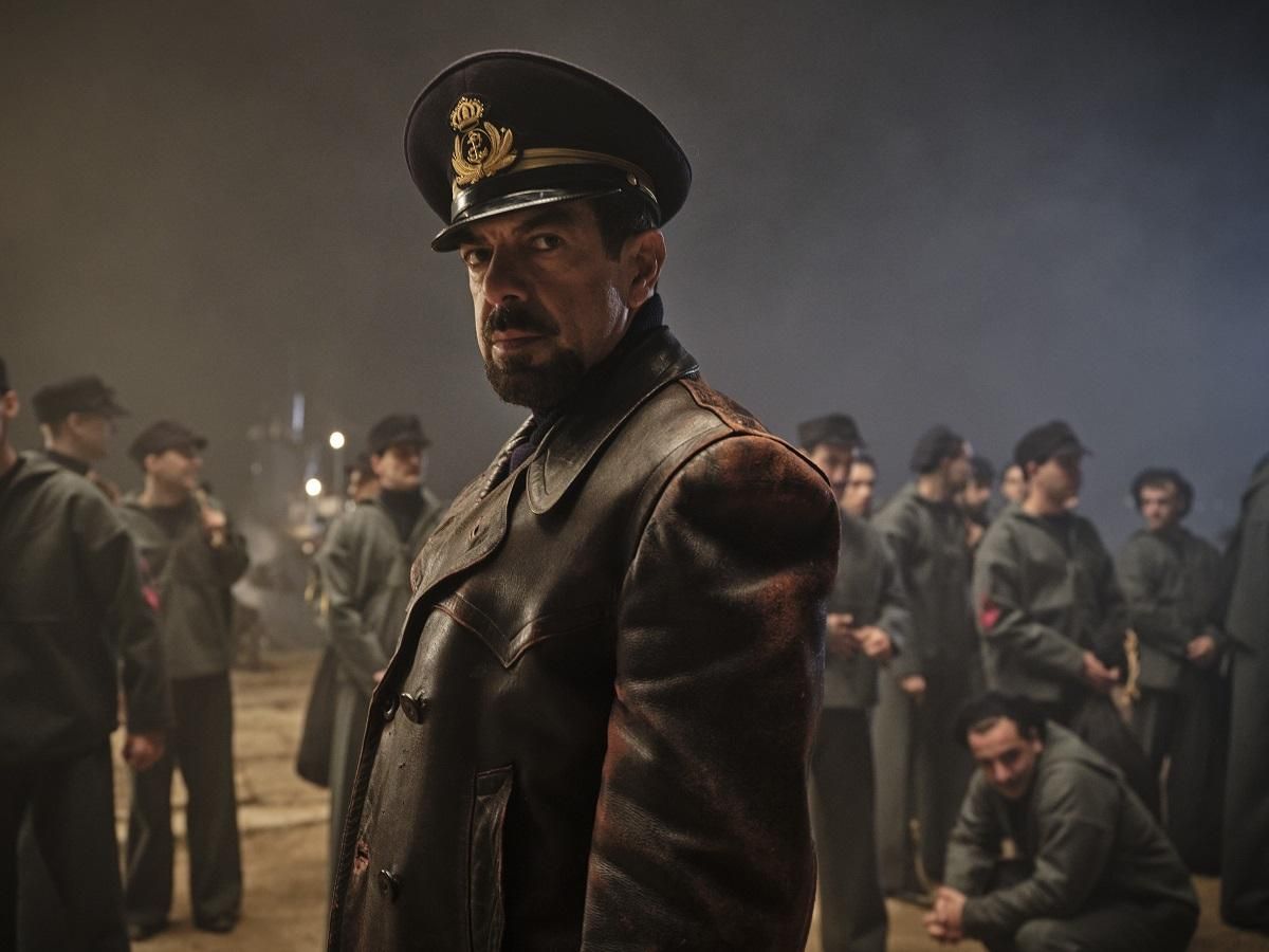 Il «fascio» Todaro scambiato per la Rackete