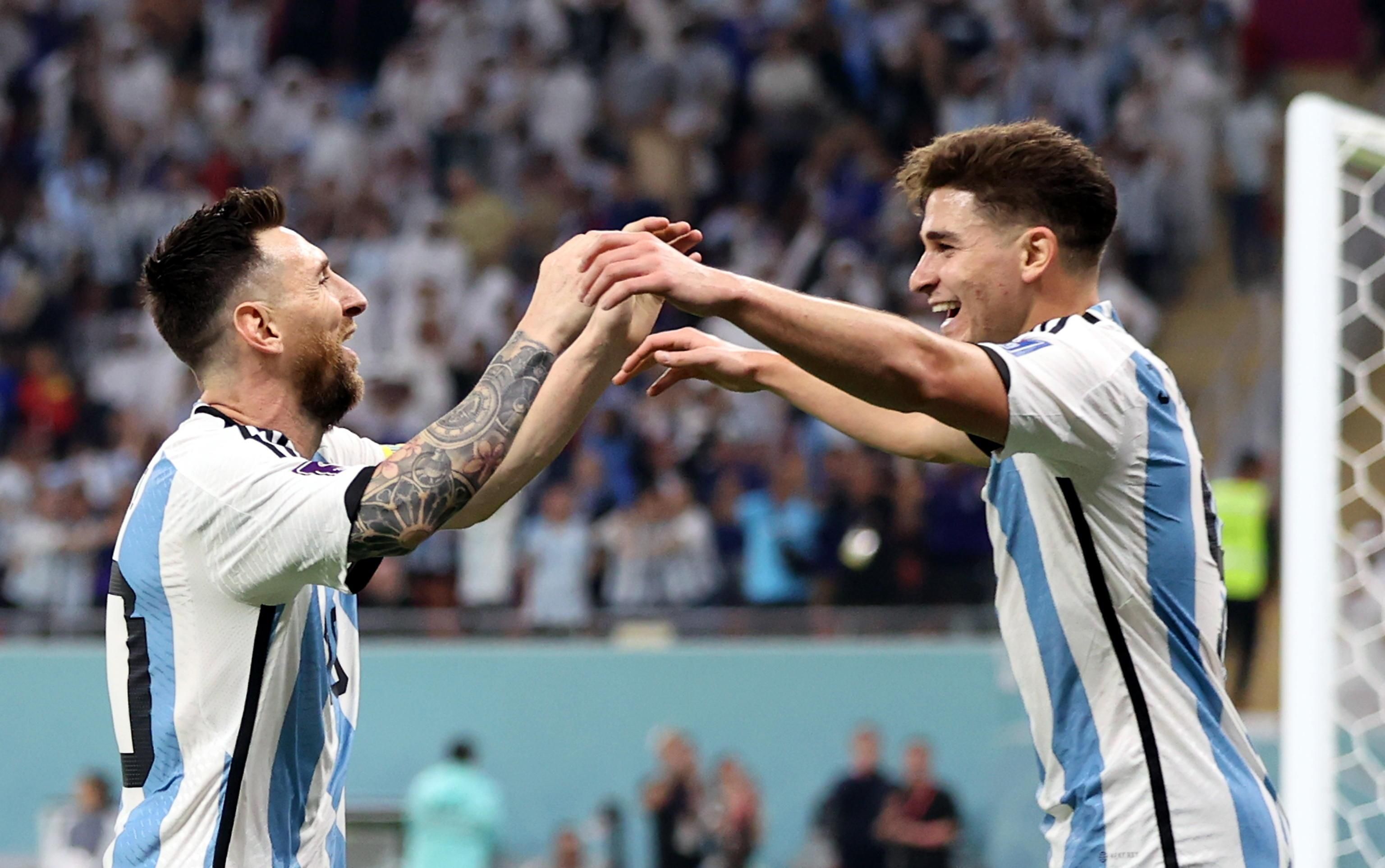Mondiali, tutto come da pronostico. Olanda e Argentina volano ai quarti